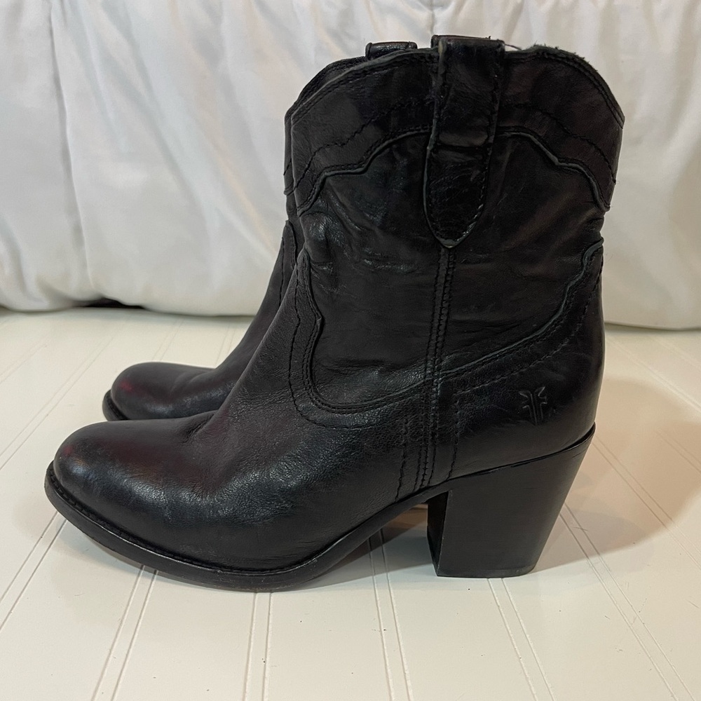 Frye Ankle Booties Vintage Size 7